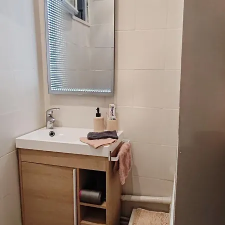 Appartamento T3 Grand Balcon Au Coeur Du Vieux Port Marsiglia